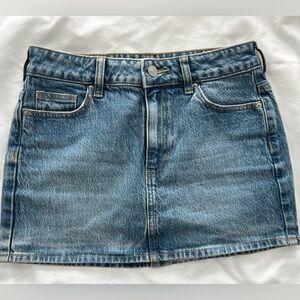 PacSun Juniors Classic Medium Blue Denim Micro Mini Skirt - Size 24
